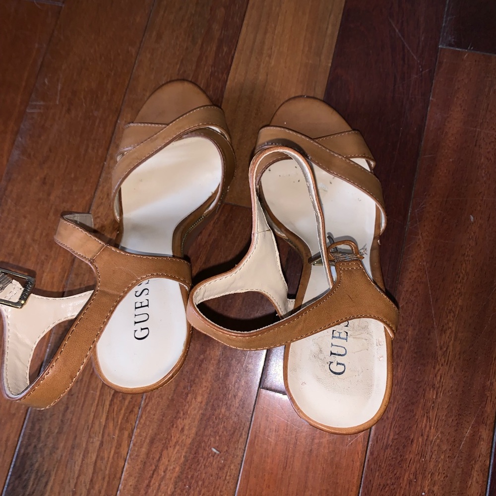 Guess tan/leather wedgeheel sandal zipper detail 9 - Picture 3 of 6